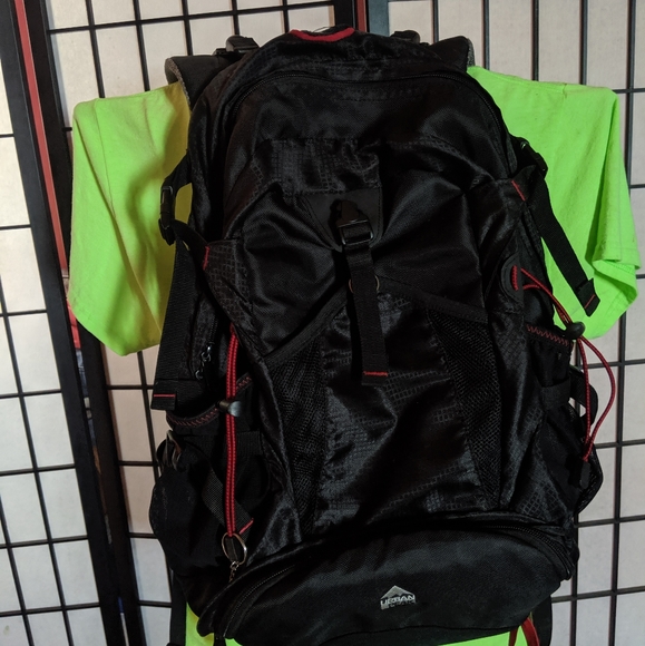 Urban Peak H2O backpack - Picture 1 of 6